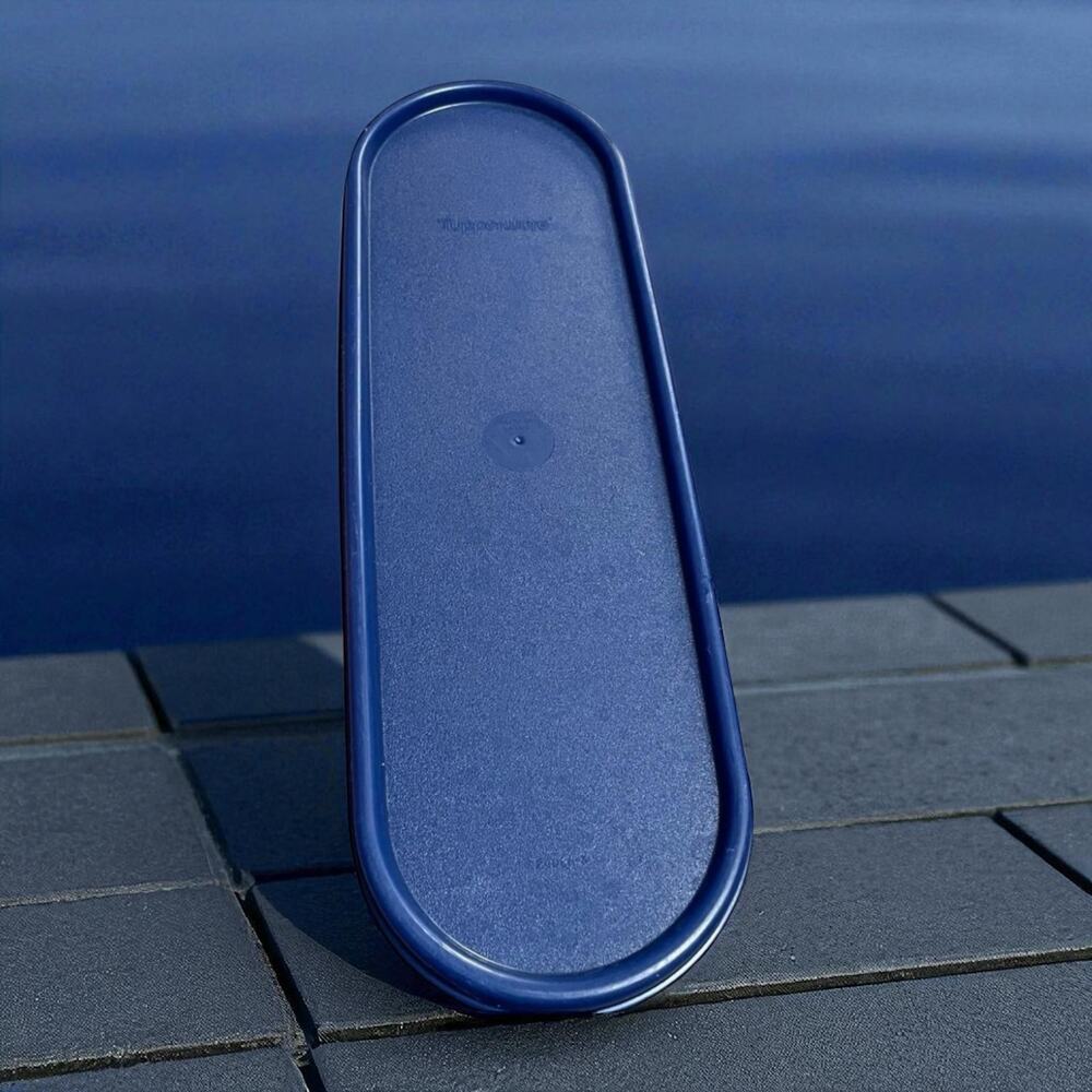 Tupperware 2402A Modular Mates Super Oval Replacement Seal Lid Navy Blue USA